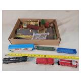 HO Train Set & Buildings