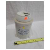 Red Wing KO-REC Crockery Feeder