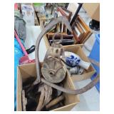 Wooden Pulley, Ice Tongues, Saad Irons, Horse