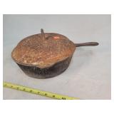 10.5" Cast Iron Deep Skillet W/ Lid , Rusty