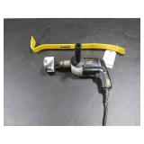 B&D 1/2' Drill & Crowbar