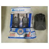 Lot- Trailcam & 2-Way Radios