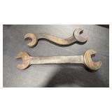 2 - 1910-1915 INTERNATIONAL MOGUL WRENCHES