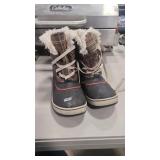 SOREL WATERPROOF BOOTS SIZE 10