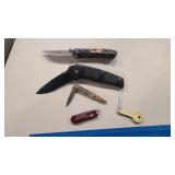 5 POCKET KNIVES