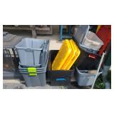 15 TOTES W/ SEVERAL LIDS