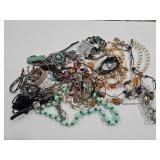 BAG OF COSTUME JEWELRY