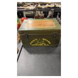 JOHN DEERE DECORATIVE WOOD BOX 18' X 12' X 10'