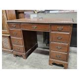 LEATHER TOP PETITE KEY HOLE FRONT-FINISH DESK