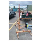 ENGINE HOIST