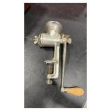 #2 UNIVERSAL COUNTER TOP MEAT GRINDER