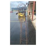METAL GARDEN TRELLIS 73' TALL