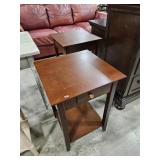 2 - 1-DRAWER ACCENT TABLES 18' X 18' X 26'