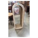 ARCHED WOOD WALL MIRROR 18' X 8' X 42'