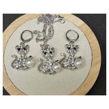 .925 CZ & PEARL CAT NECKLACE & EARRINGS