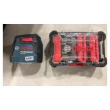 BOSCH PROFESSIONAL LASER  MO. GLL-30  AND BIT SET
