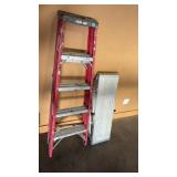 5' LADDER AND LADDER SCAFFOLDING