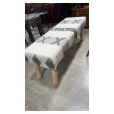 RUG CREATION UPHOLSTERED ENTRY BENCH