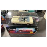 ULTRA PRO 1966 MUSTANG CONVERTIBLE 1/24TH SCALE