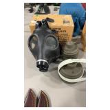 TACTICAL GAS MASK WITH FILTER