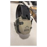 WALKER'S RAZOR ELECTRONIC EAR PROTECTION