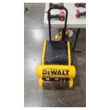DEWALT 130PSI HD AIR COMPRESSOR MO. D55154