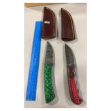 2 DAMASCUS STYLE KNIVES WITH SHEATH
