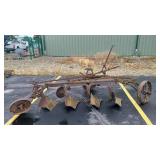 ANTIQUE JOHN DEERE 4PT. PLOW