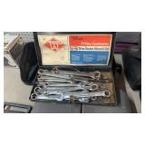 CRAFTSMAN TOOL BAG & WRECHES