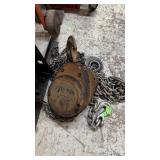 1 1/2 TON CHIAN HOIST