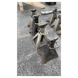 4 JACK STANDS