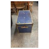 METAL TRUNK
