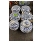 4 CHINESE BLUE WHITE PIERCED POTPOURI BOXES & 2