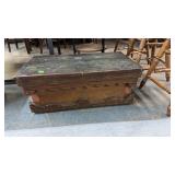 PRIMITIVE WOOD TOOL CHEST