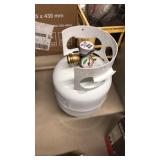 5 LB PROPANE CYLINDER W/ GAUGE, NIB