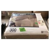 NEW KING SIZE 300 THREAD COUNT SHEETS