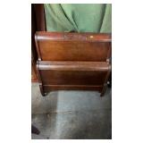 2 MATCHING MAHOGANY TWIN SIZE BED FRAMES