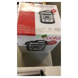 NIB 6QT FAST POT 6 QT MULTI COOKER