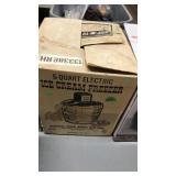 5 QUART ELECTRIC ICE CREAM FREEZER