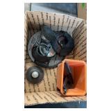 WRENCHES, GRINDING DISCS & BRUSHES
