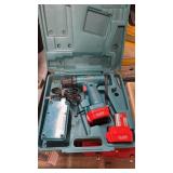 MAKITA 9.6 VOLT CORDLESS DRILL W/ 2 BATTERIES &