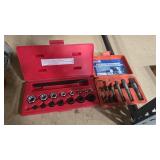 GRIP SCREW EXTRACTOR SET AND THREADER SET
