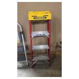 WERNER 4' LADDER