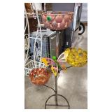 METAL GARDEN SCULPTURE/PLANTER