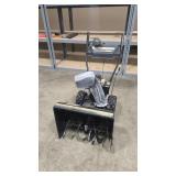 YARD MACHINES 5HP 24' SNOWBLOWER