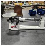 OHAUS DIAL O GRAM  SCIENTIFIC SCALE