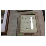 GROUP OF 5 WOODEN PAWS UP PICTURE FRAMES