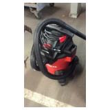 SMALL CRAFTSMAN SHOP VAC