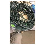 COLLAPSIBLE TRASH CAN & GREEN EXTENSION CORD