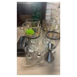 GROUP OF COCKTAIL GLASSES